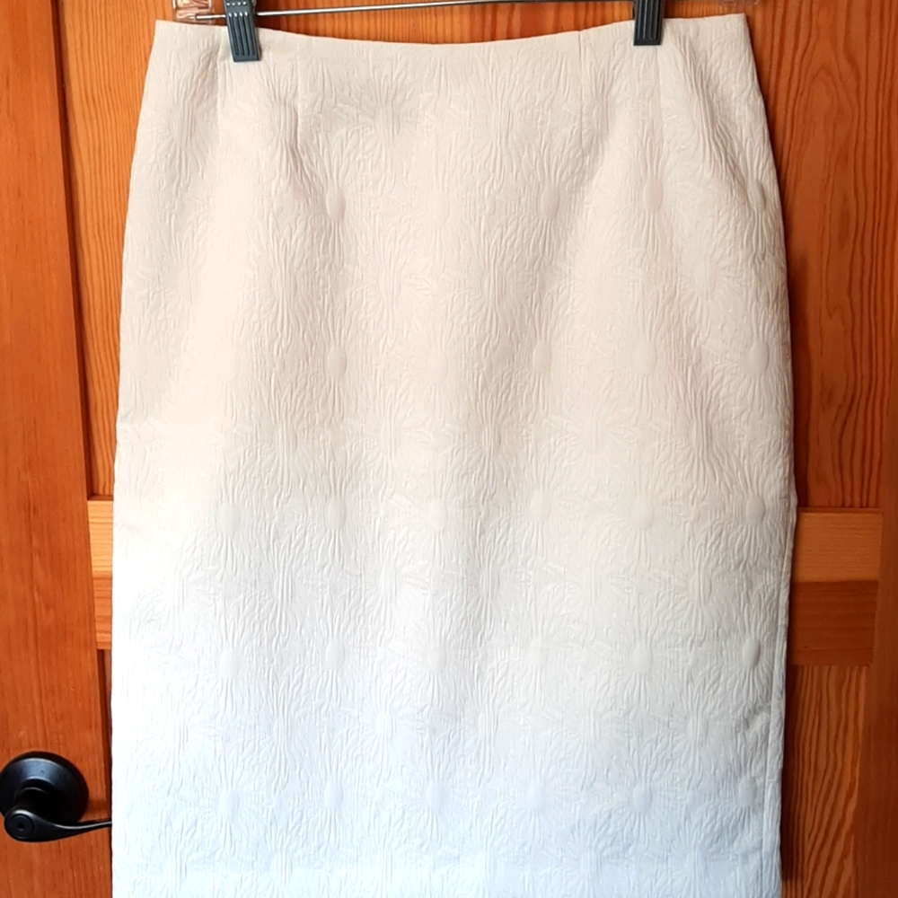 Evan Picone White Pencil Skirt